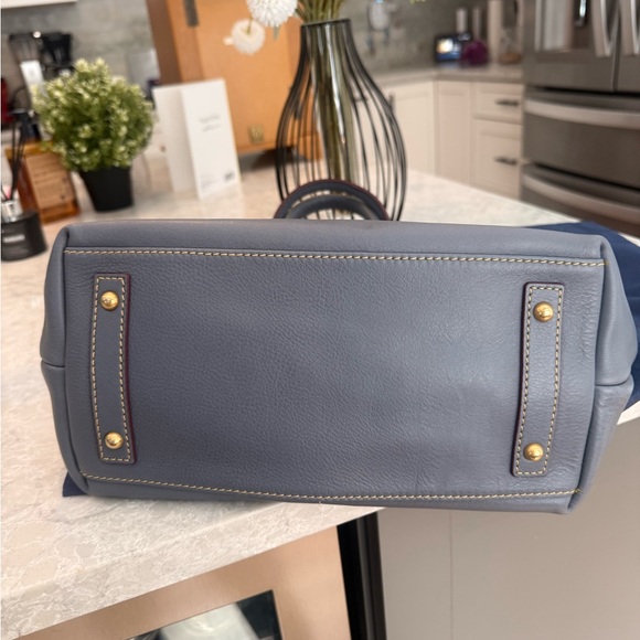 Dooney and Bourke Florentine Dillen double pocket satchel/tote - Picture 3 of 7